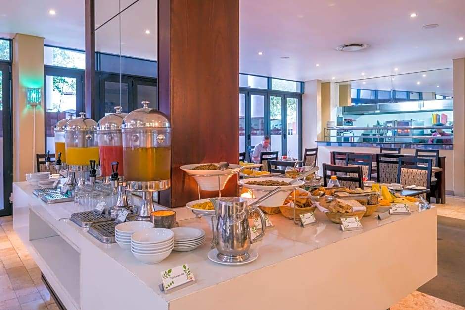 Royal Palm — interior 2