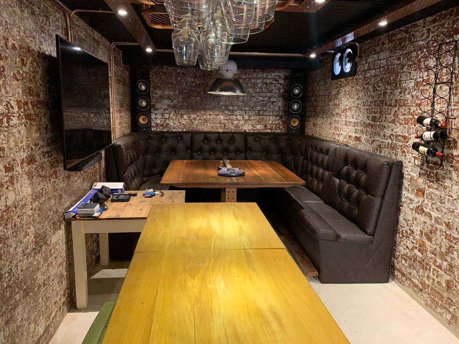 DG Technologies heritage entertainment room build detail: Reclaimed Yellowwood Countertop