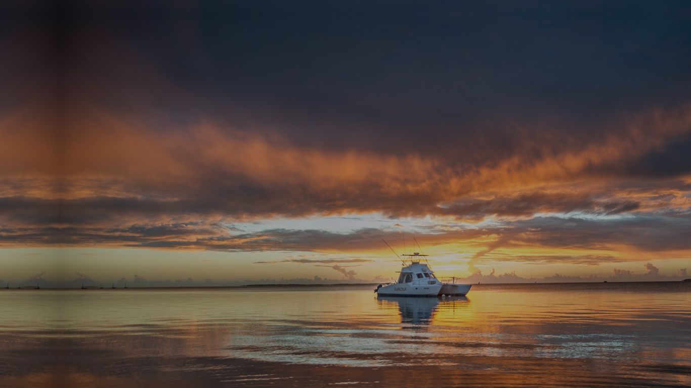 Perlo Do Mar — Sunset view over the Mozambique coast